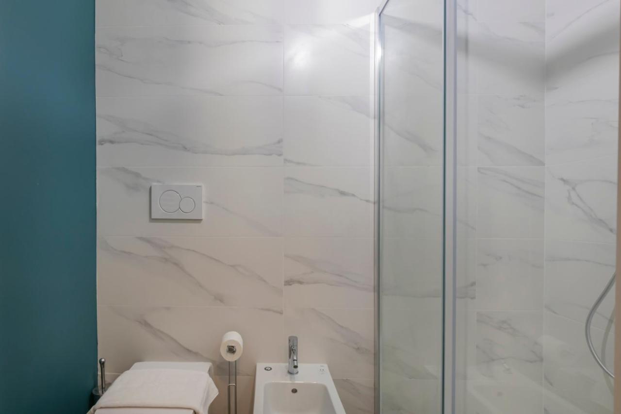 Luxury Apartment In Downtown - Curtatone 4 米兰 外观 照片